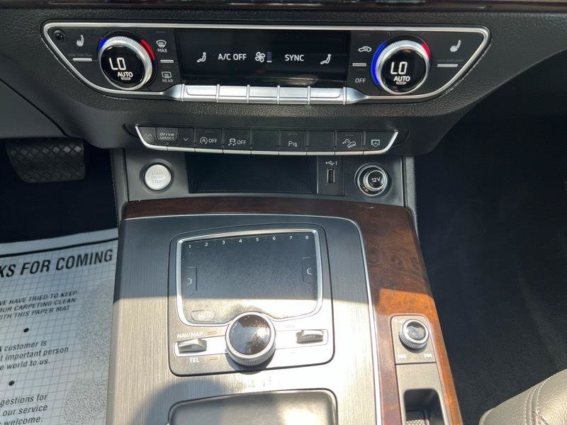 Used 2019 Audi Q5 2.0T Premium Plus w/ Premium Plus Package AWD/4WD image 19
