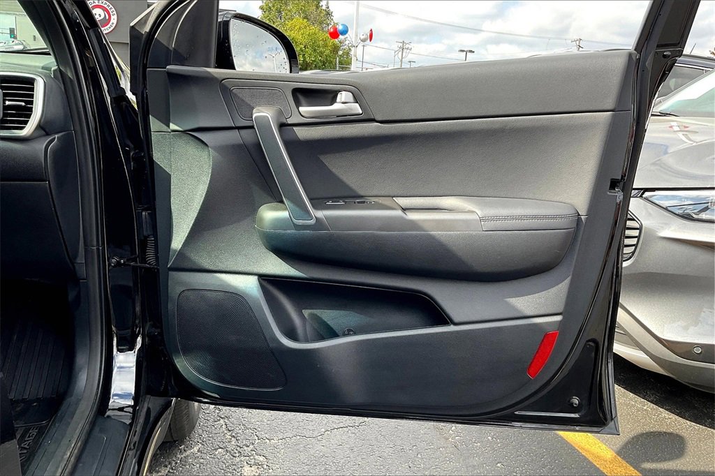 Used 2021 Kia Sportage S image 20