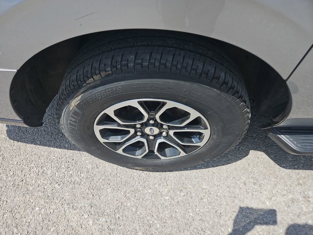 Used 2024 Ford Expedition Max XLT AWD/4WD image 11