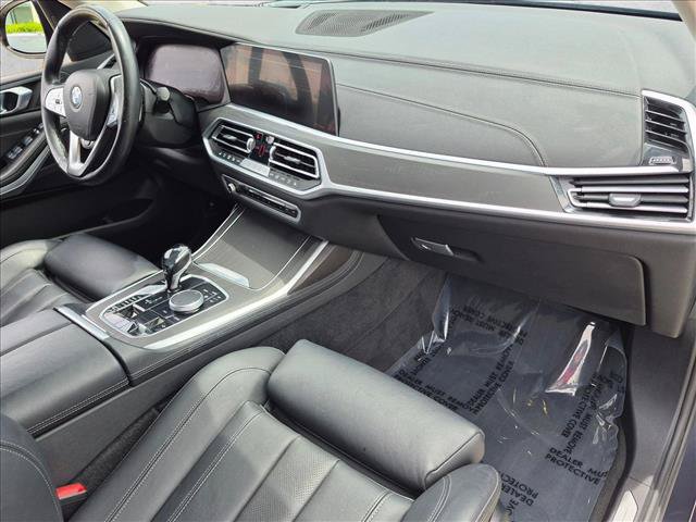 Used 2022 BMW X7 xDrive40i w/ Premium Package AWD/4WD image 24