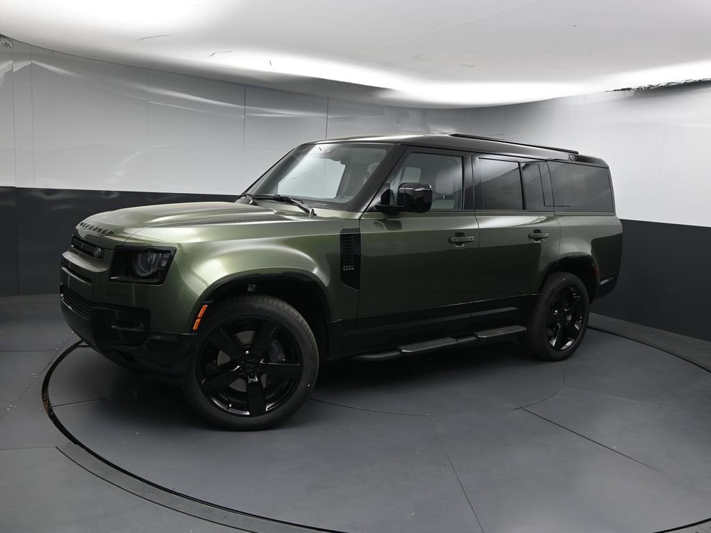 New 2026 Land Rover Defender 130 X-Dynamic SE AWD/4WD image 1