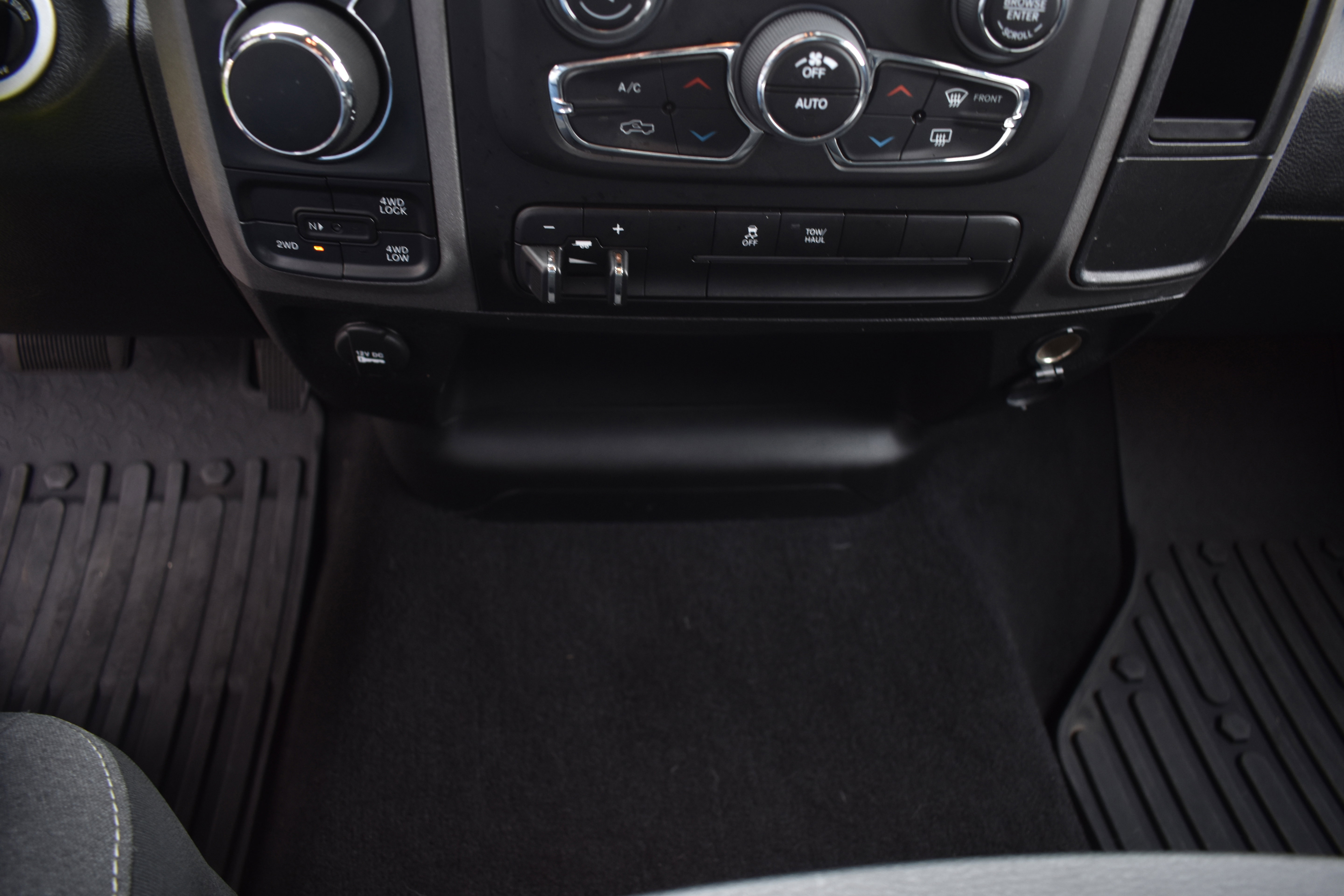 Used 2024 RAM 1500 Tradesman w/ Electronics Group image 25