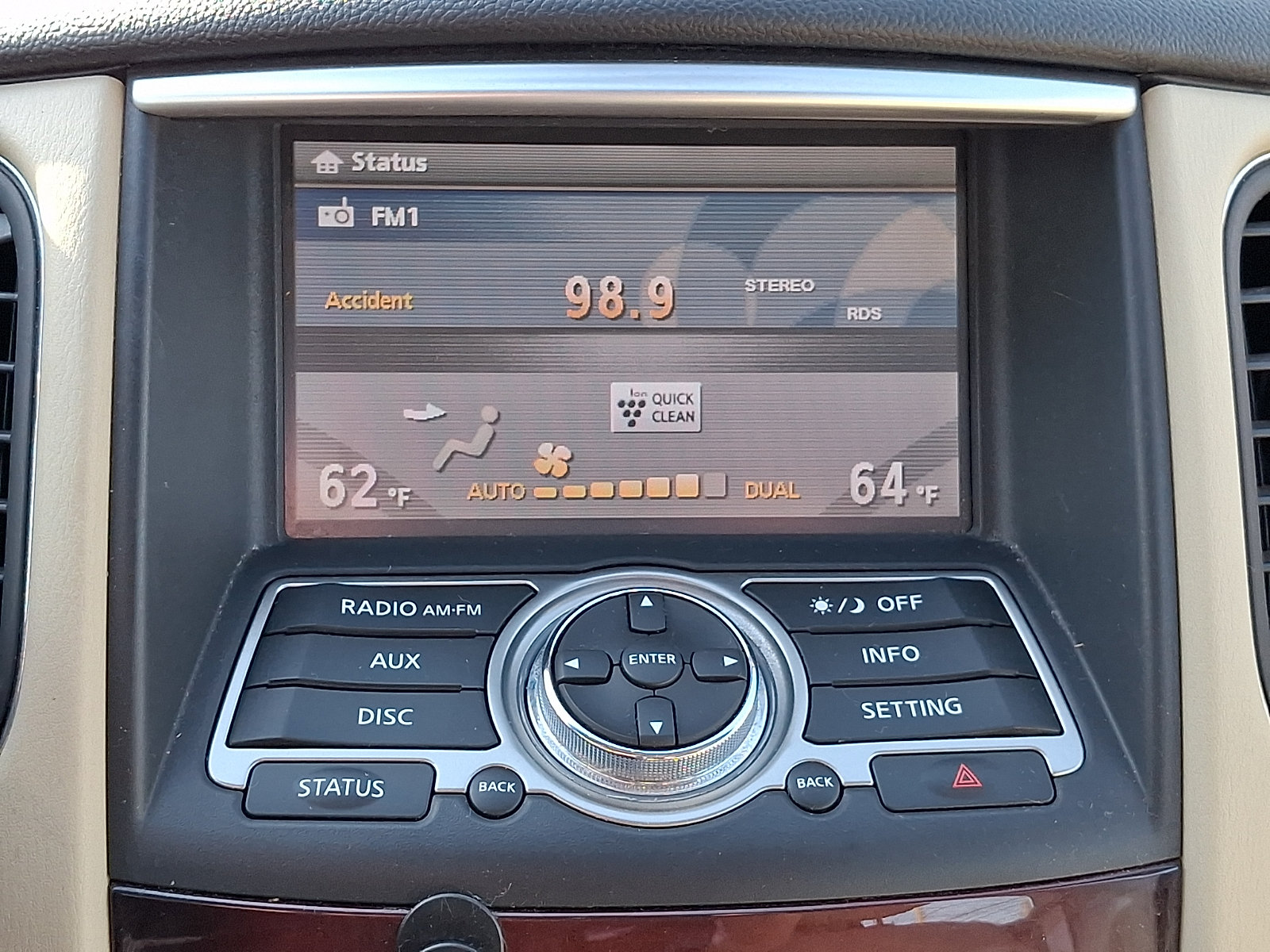 Used 2016 INFINITI QX50 AWD w/ Premium Package image 17