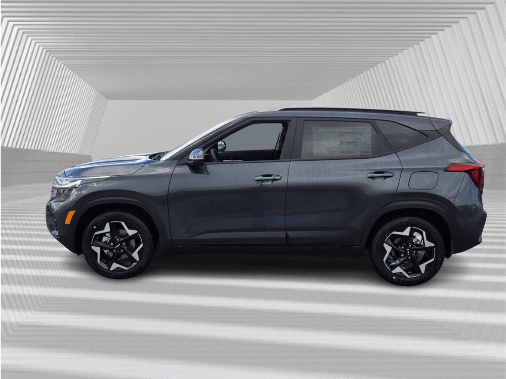 New 2026 Kia Seltos S image 2
