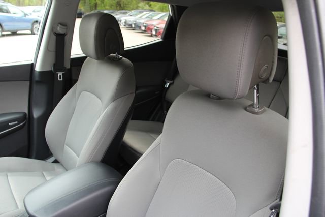 Used 2018 Hyundai Santa Fe Sport w/ 2.4L Value Package 02 AWD/4WD image 18