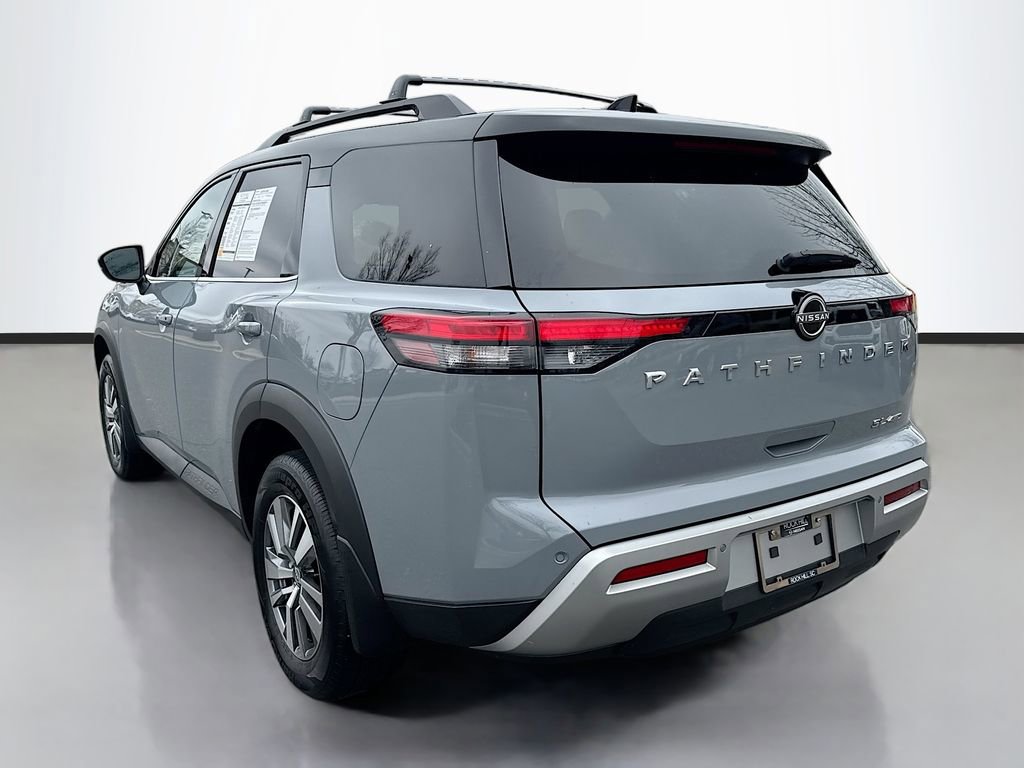 Used 2022 Nissan Pathfinder SL image 5