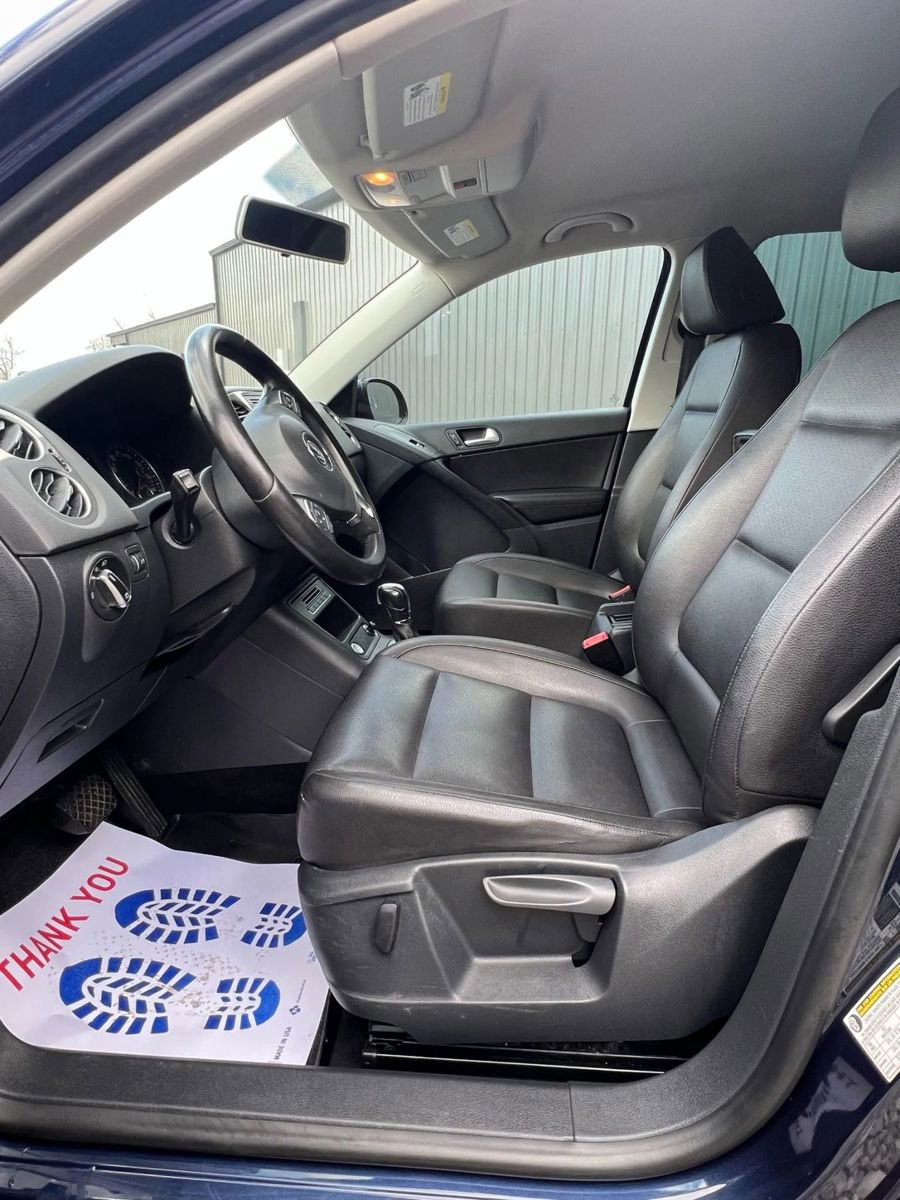 Used 2014 Volkswagen Tiguan SE image 9