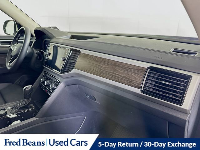 Used 2023 Volkswagen Atlas SE image 30