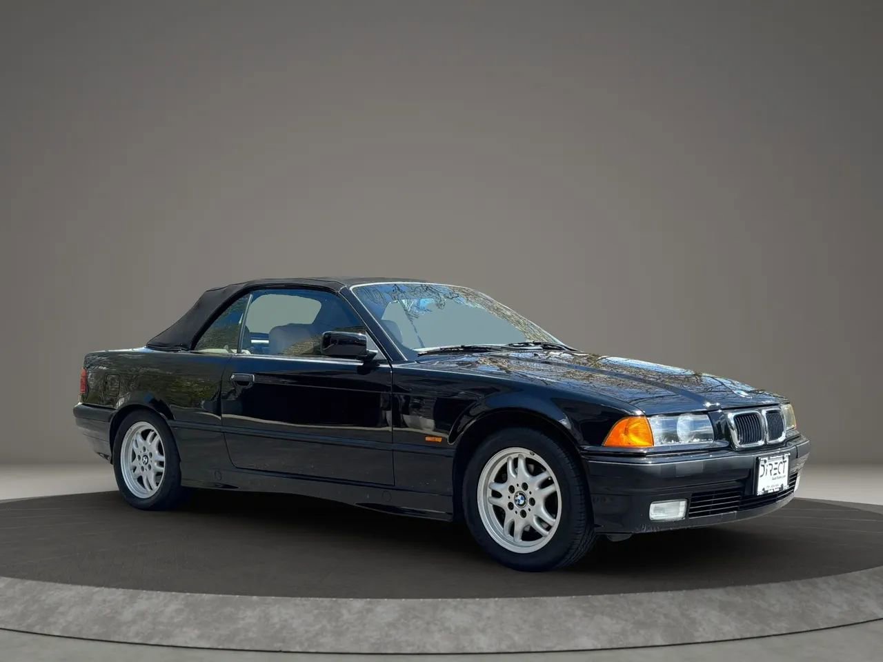 Used 1997 BMW 328i Convertible RWD image 4