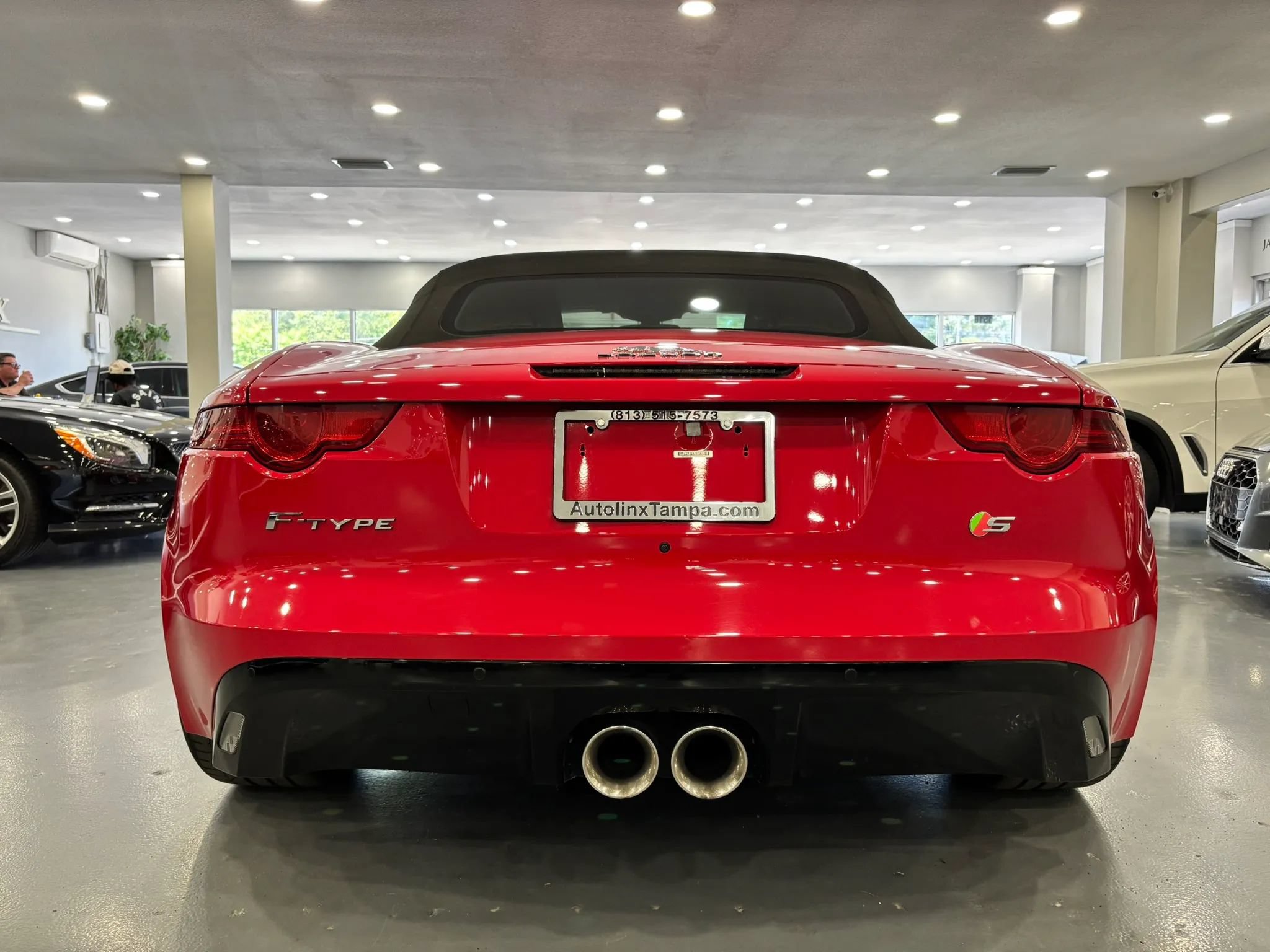 Used 2014 Jaguar F-TYPE S RWD image 6