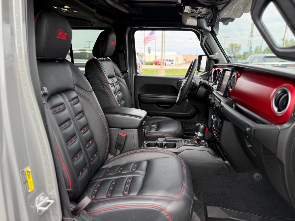 Used 2023 Jeep Gladiator Rubicon w/ Cold Weather Group AWD/4WD image 14