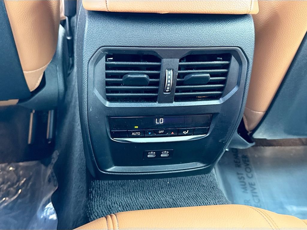 Used 2023 BMW 430i Convertible w/ M Sport Package image 18