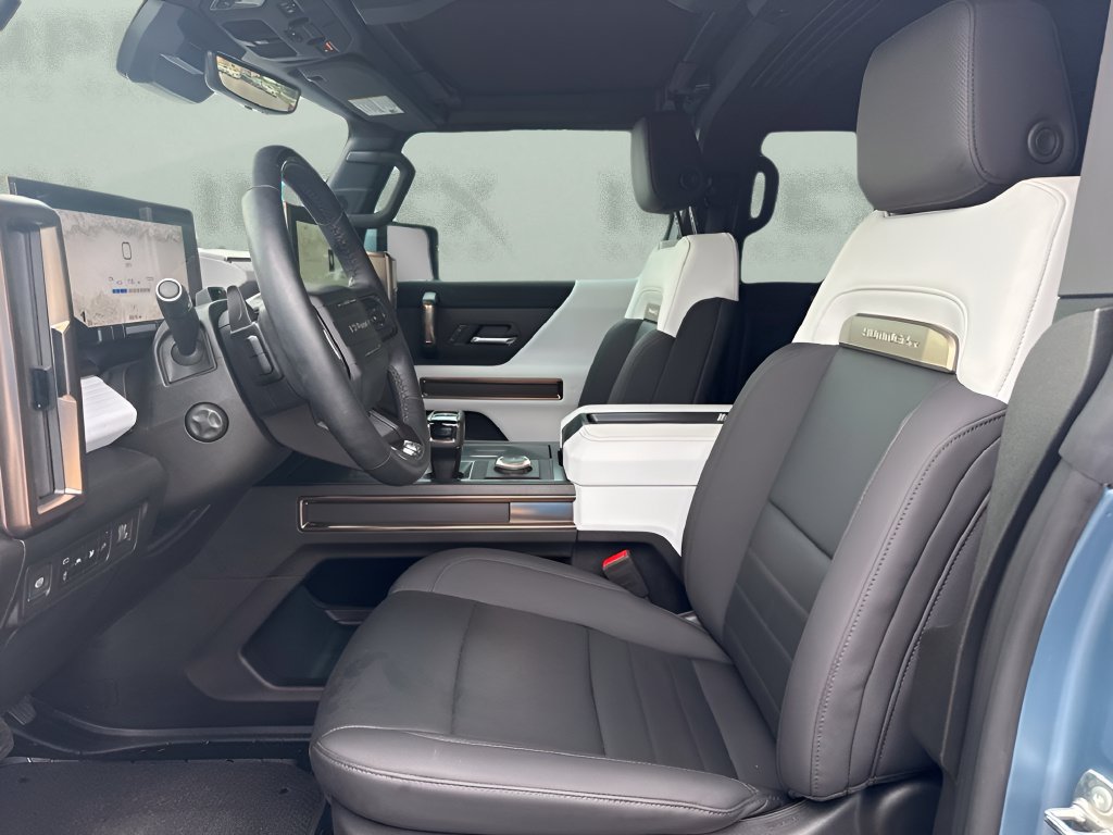 Used 2024 GMC Hummer EV 3X w/ Omega Edition AWD/4WD image 9