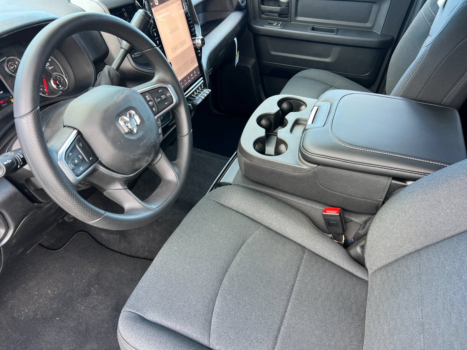New 2026 RAM 2500 Tradesman AWD/4WD image 10