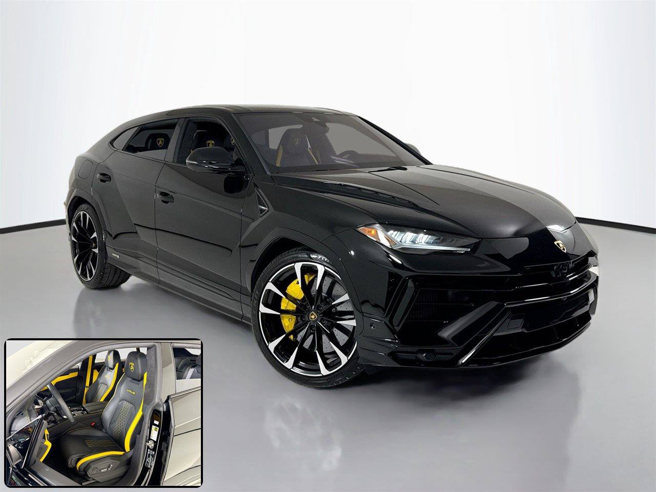 Used 2024 Lamborghini Urus S AWD/4WD image 2