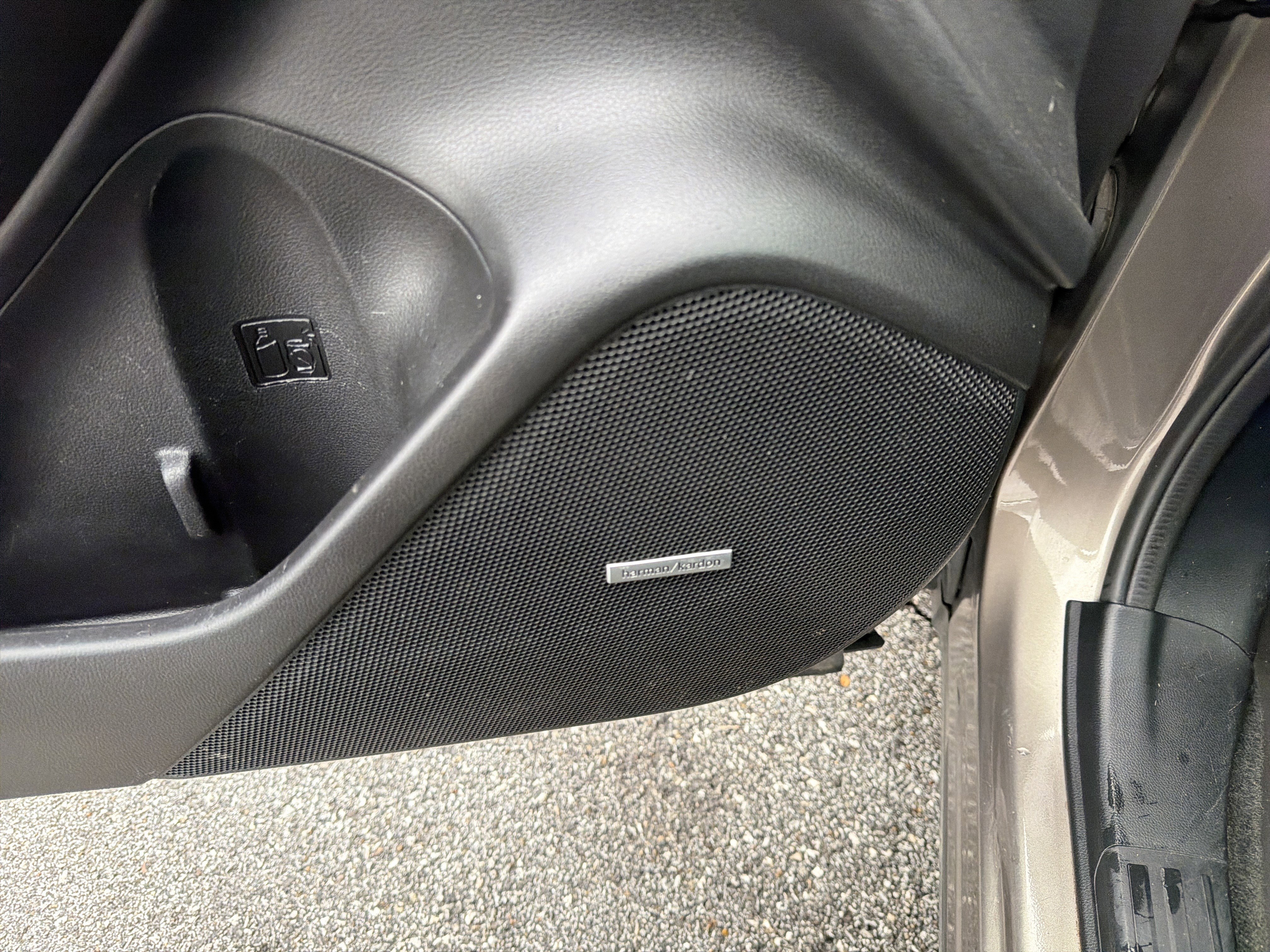 Used 2020 Subaru Forester Limited w/ Popular Package #3 image 12