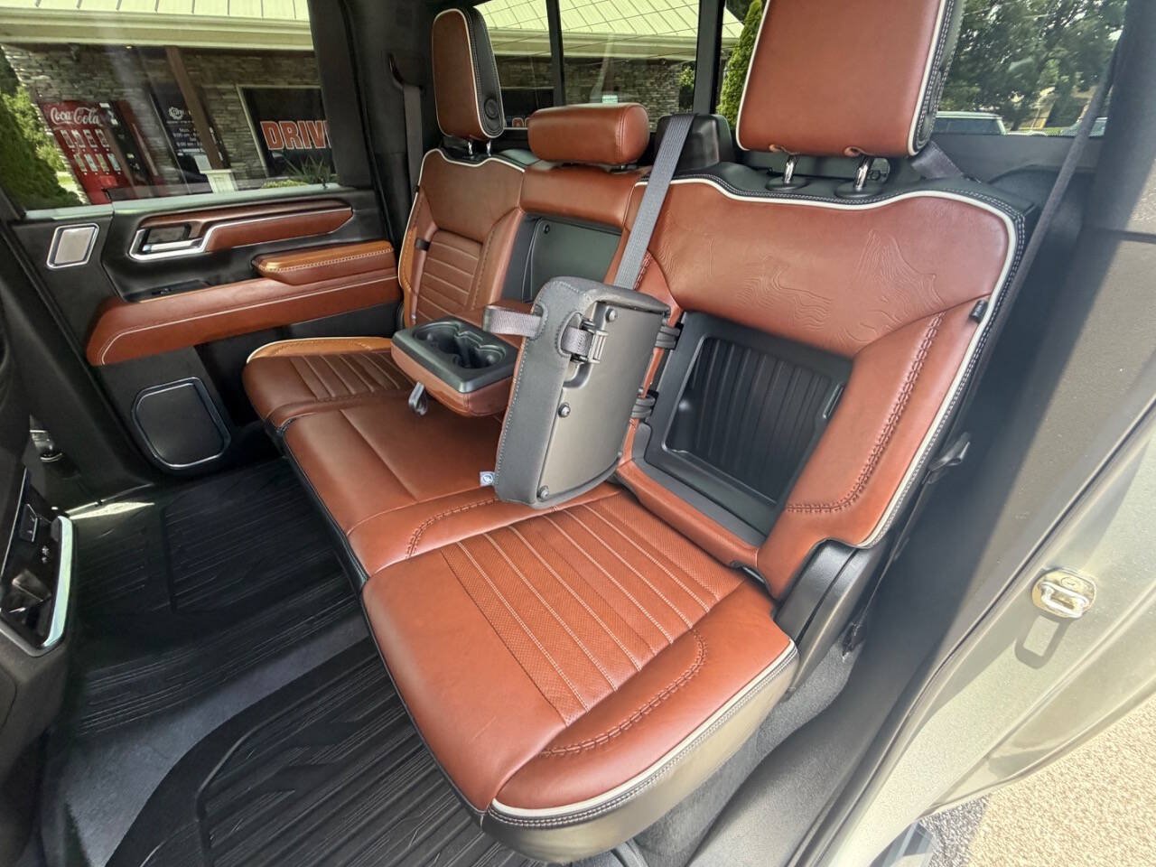 Used 2024 GMC Sierra 2500 Denali Ultimate AWD/4WD image 35