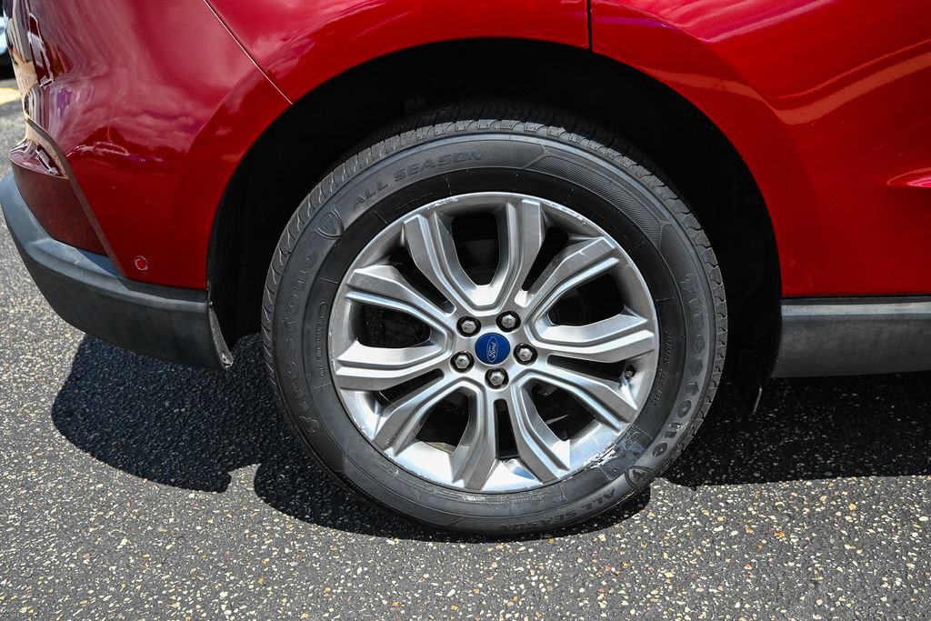 Certified 2019 Ford Edge Titanium w/ Equipment Group 301A AWD/4WD image 14