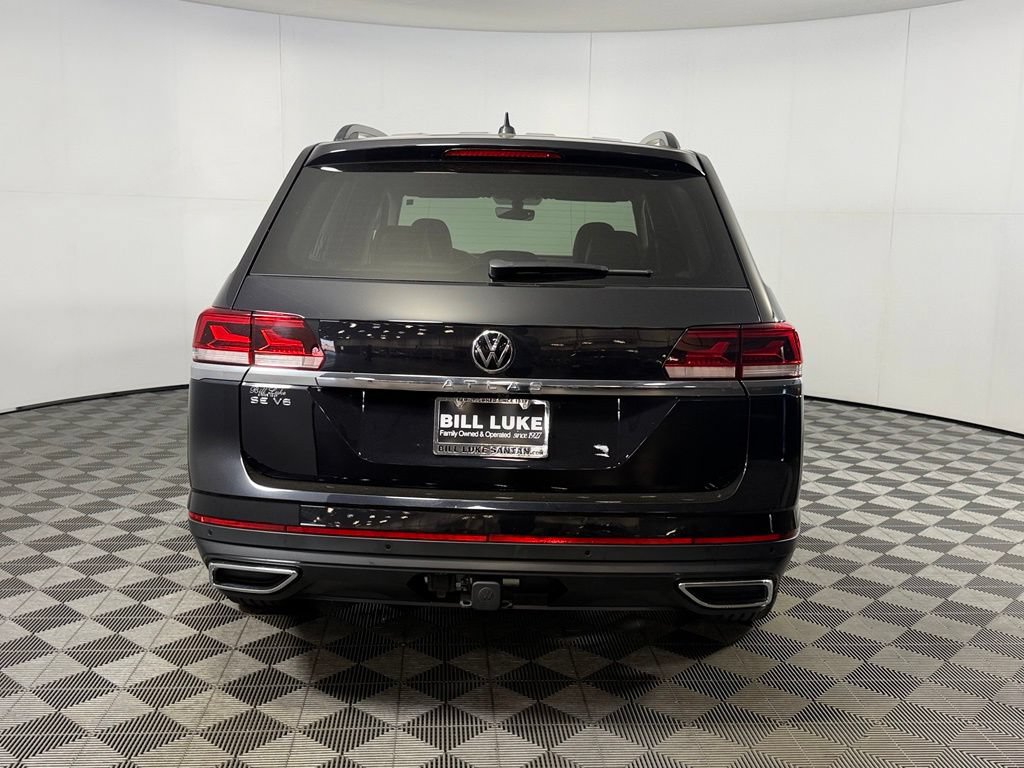 Used 2023 Volkswagen Atlas SE w/ Black Wheel Package FWD image 9