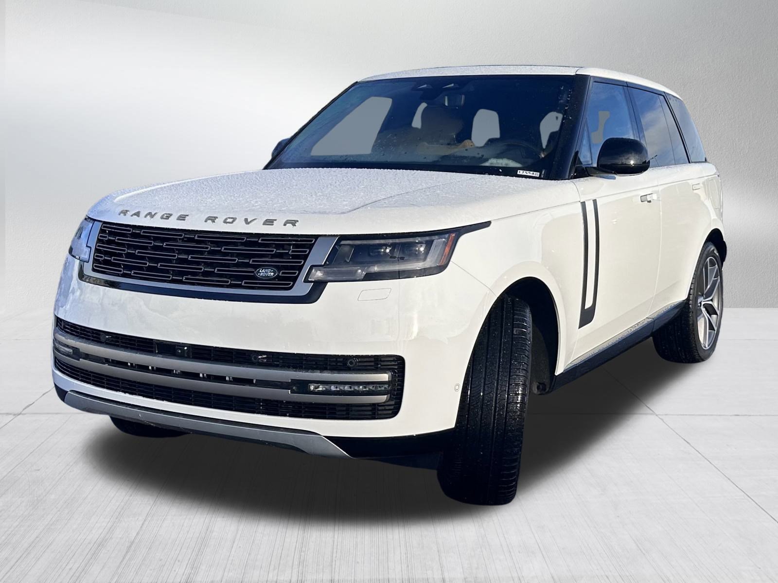 New 2026 Land Rover Range Rover SE image 1