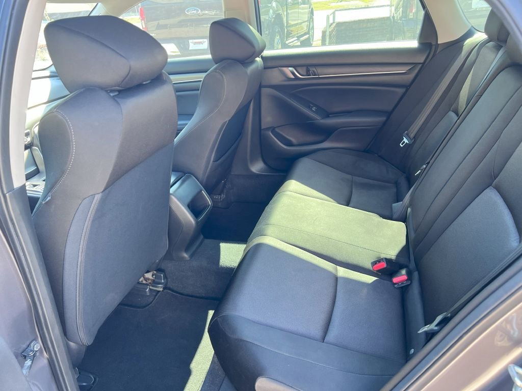 Used 2018 Honda Accord Sedan image 12