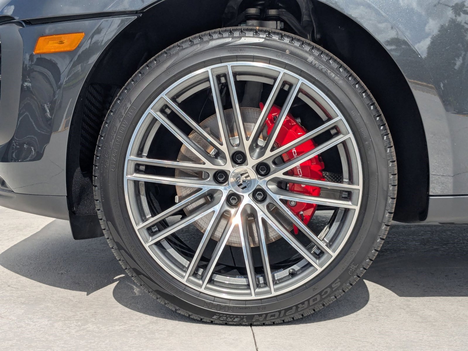 New 2025 Porsche Macan S image 27