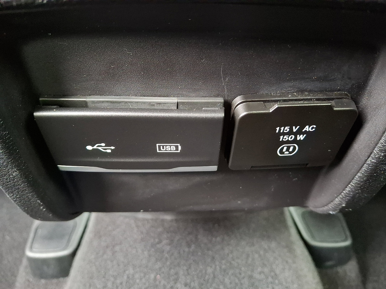 Certified 2020 Jeep Cherokee Limited AWD/4WD image 11