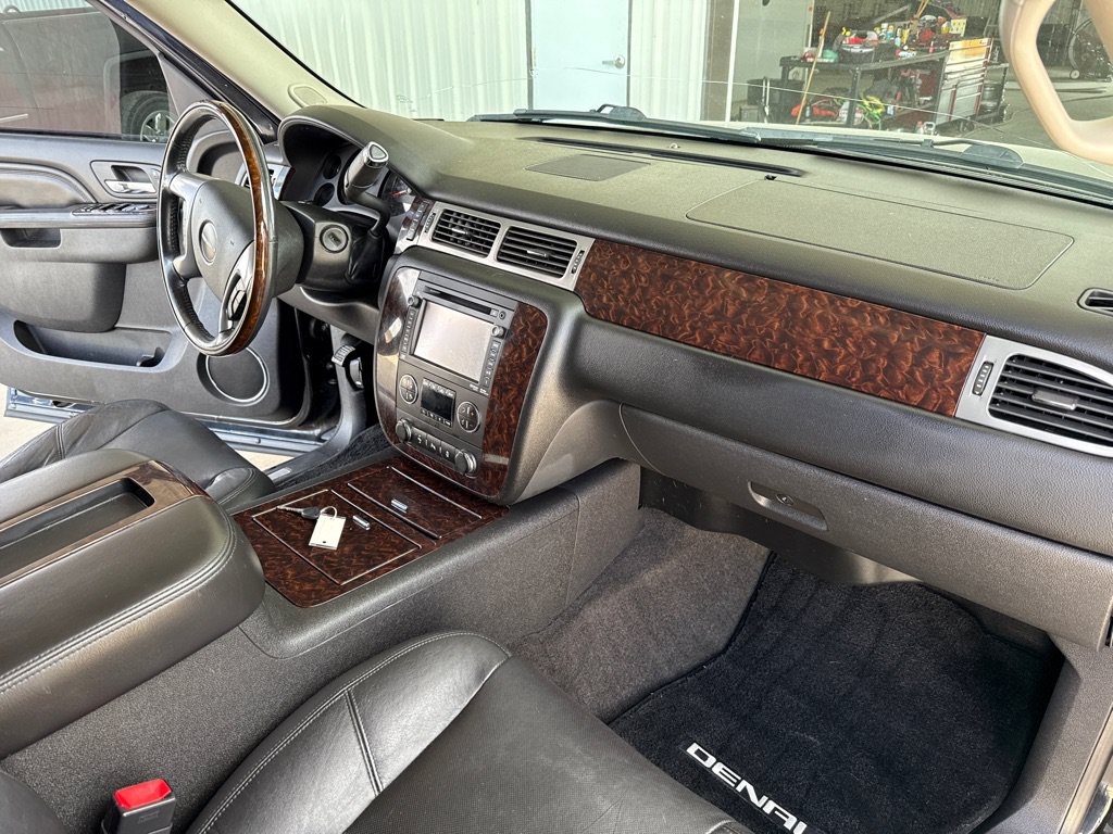 Used 2008 Buick Enclave CXL w/ Entertainment Package #4 AWD/4WD image 10