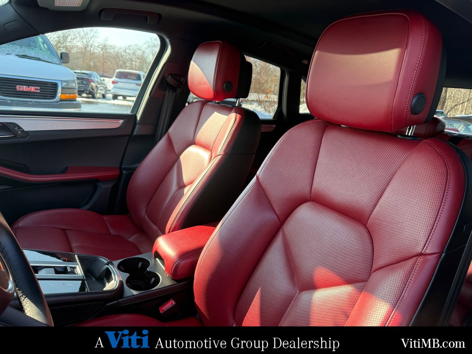 Used 2024 Porsche Macan S image 18