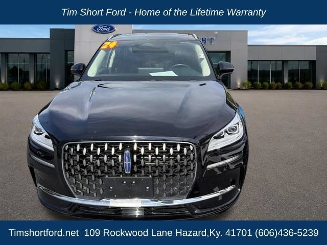 Used 2024 Lincoln Corsair Grand Touring w/ Equipment Group 301A AWD/4WD image 2