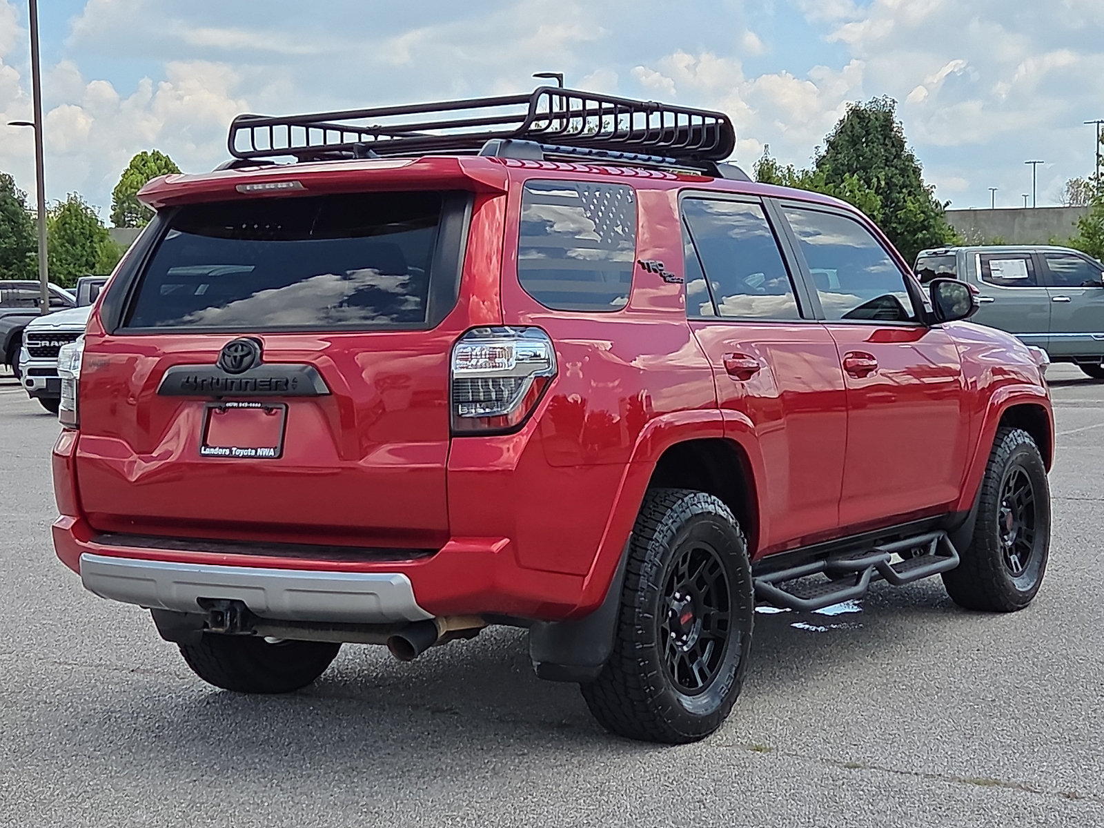 Used 2022 Toyota 4Runner TRD Off-Road Premium w/ Moonroof Package AWD/4WD image 5
