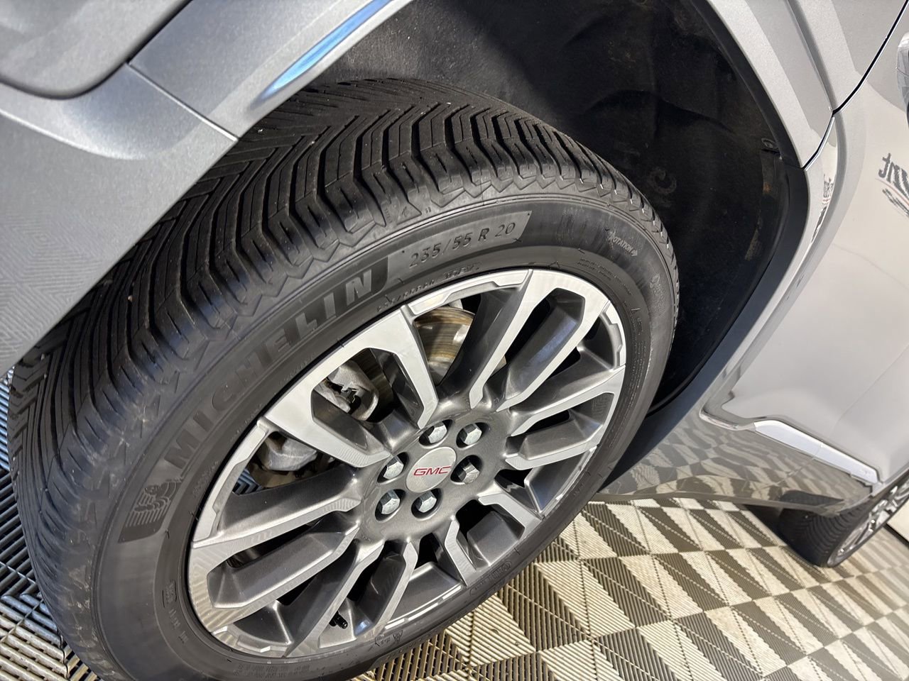 Used 2022 GMC Acadia Denali w/ Denali Ultimate Package image 36