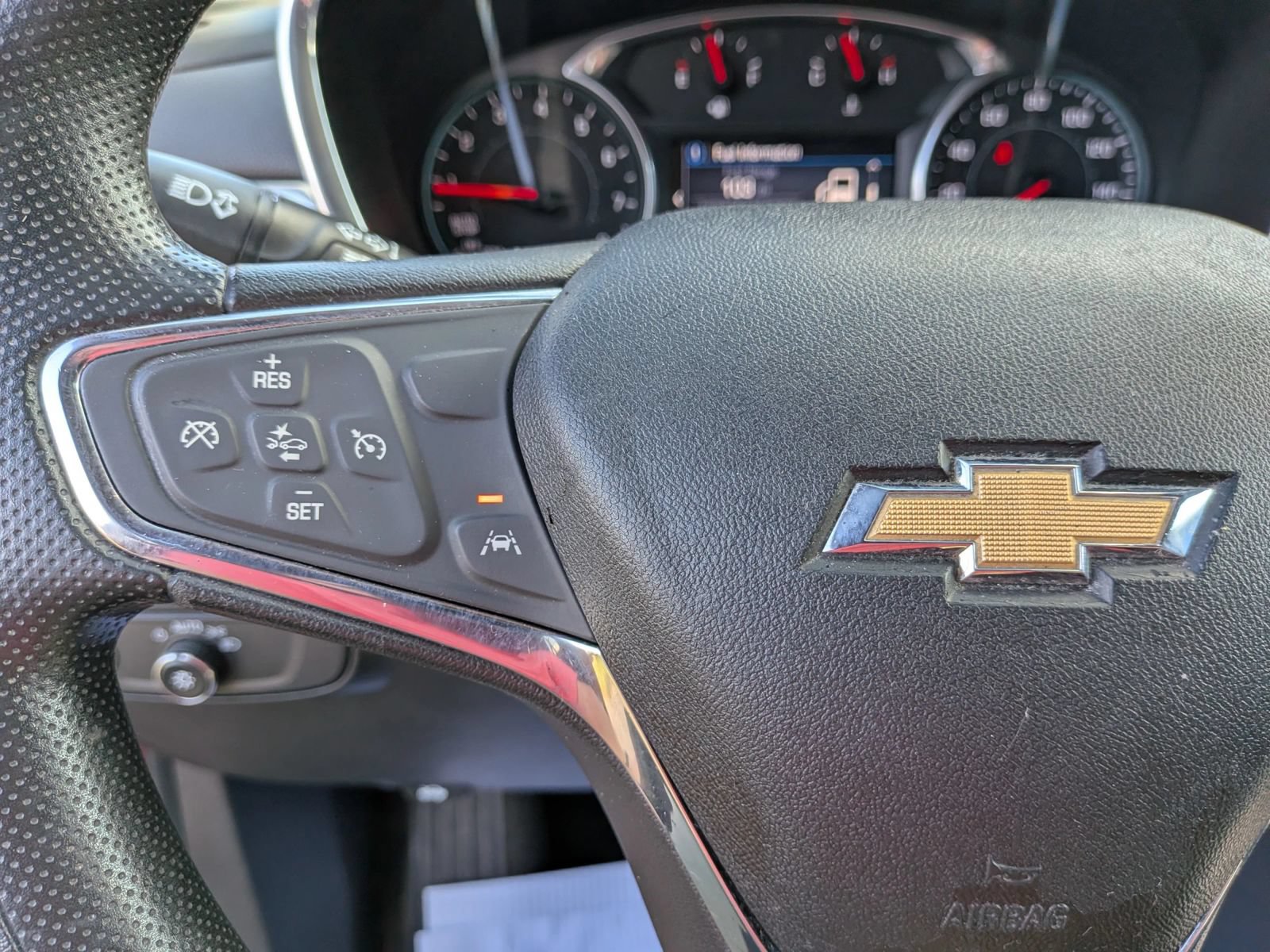 Used 2020 Chevrolet Equinox LT AWD/4WD image 45