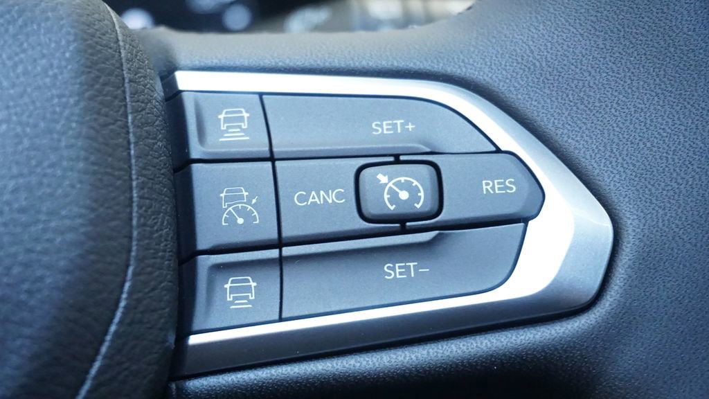 New 2026 Jeep Compass Limited image 48