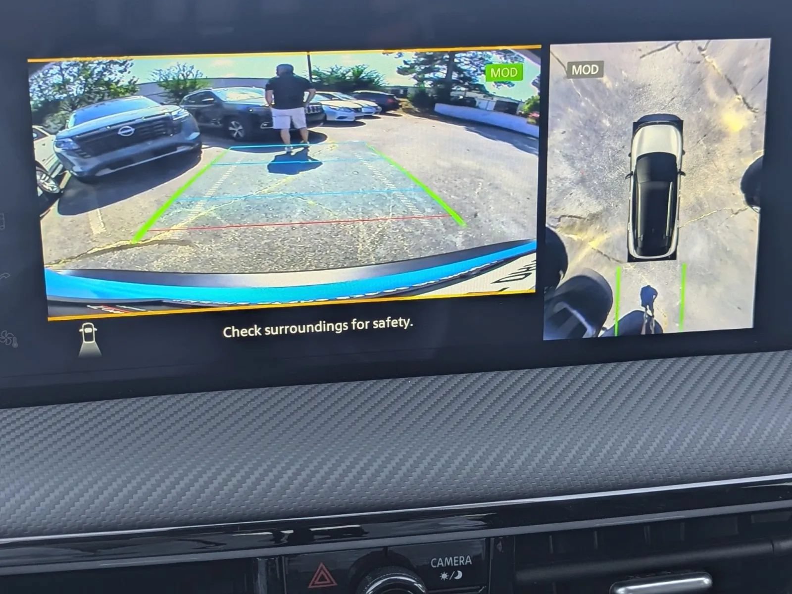 Used 2025 Nissan Kicks SR FWD image 25