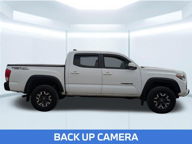 Used 2017 Toyota Tacoma TRD Off-Road w/ Tow Package RWD image 8