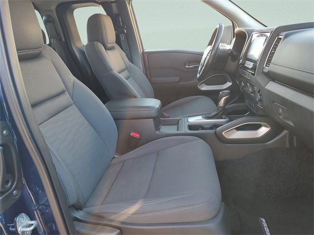 Used 2022 Nissan Frontier SV image 32