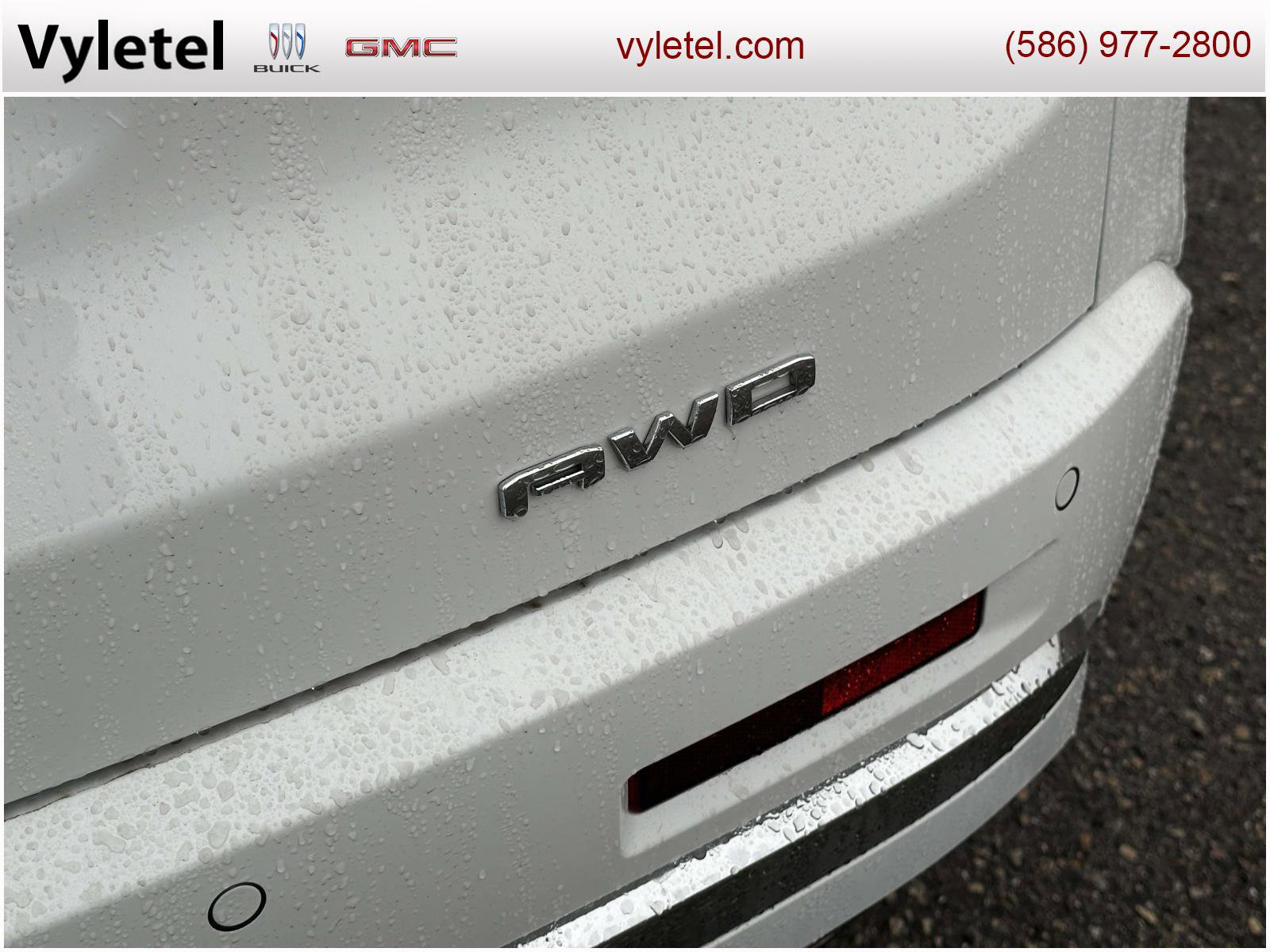 Certified 2023 GMC Acadia Denali w/ Denali Ultimate Package image 9