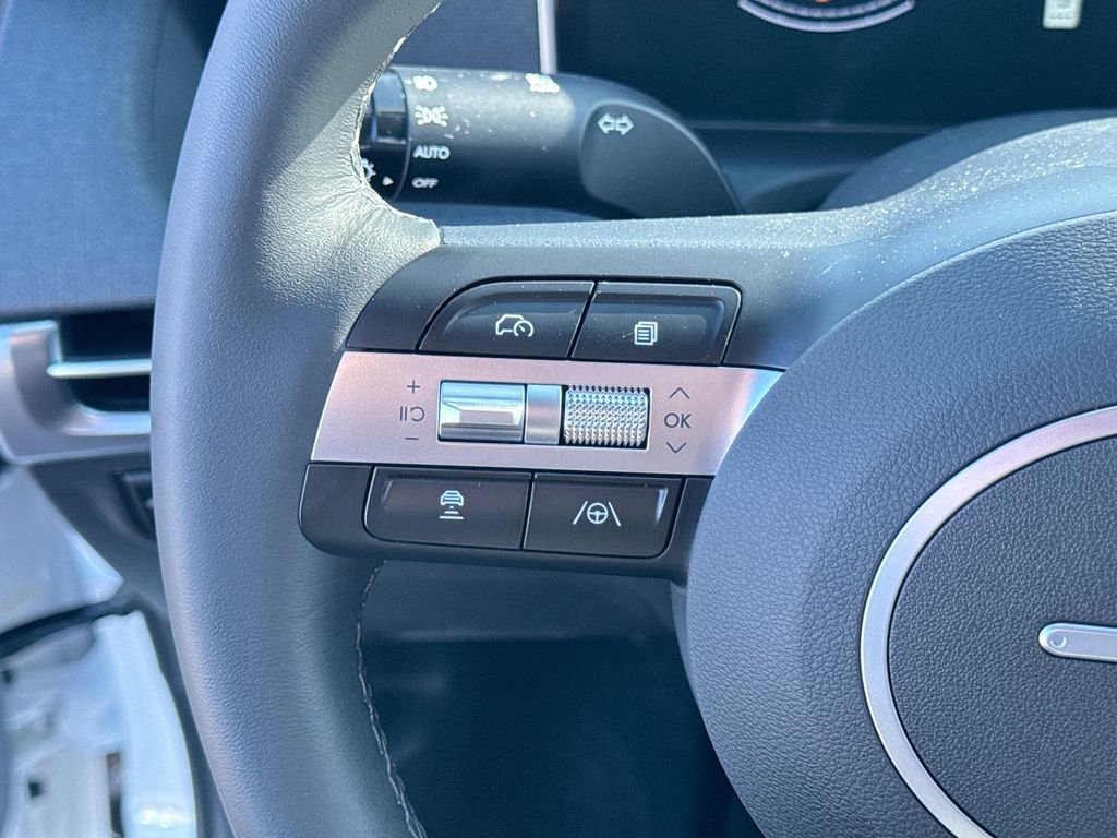 New 2025 Hyundai Tucson XRT image 15