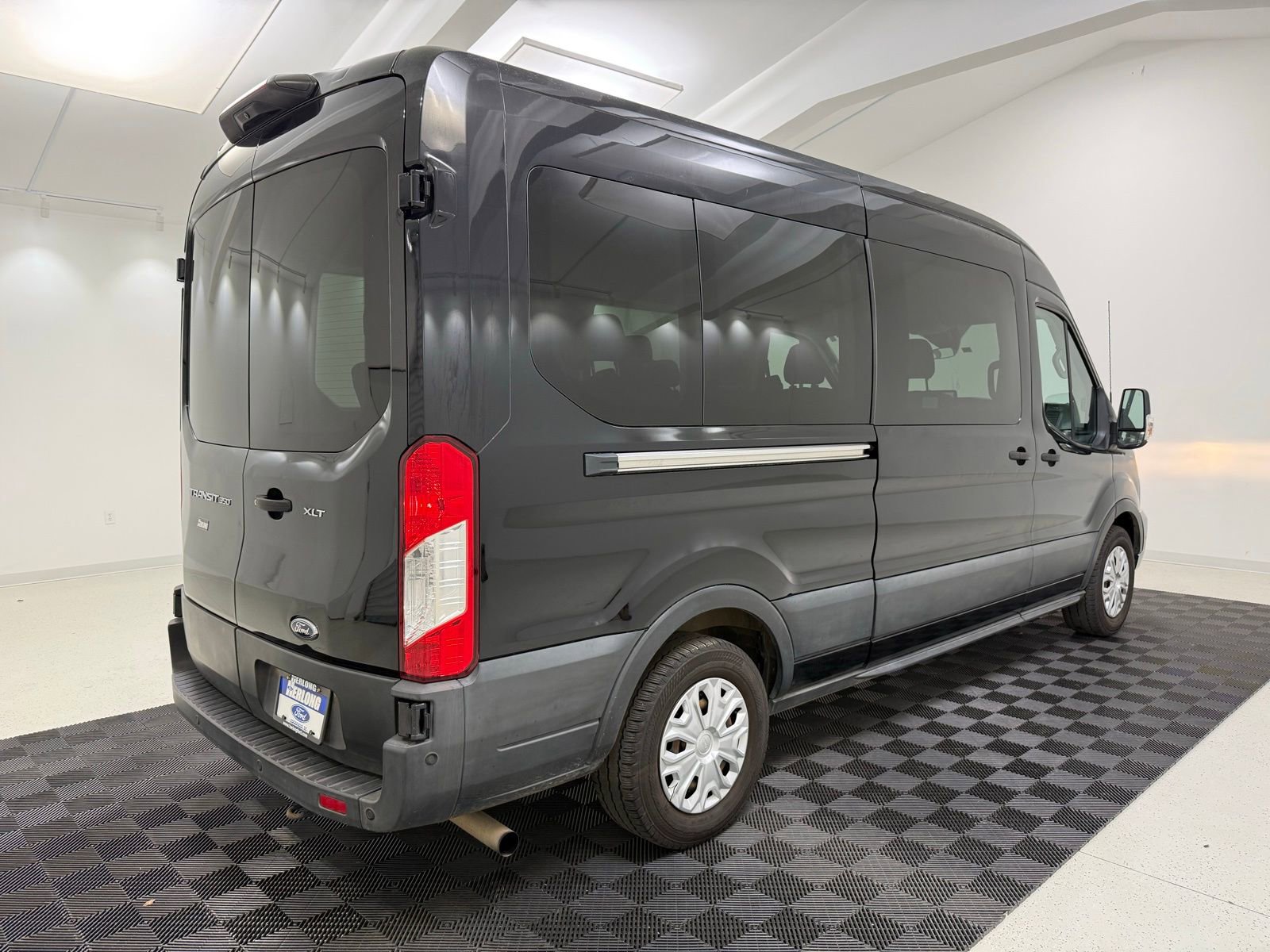 Used 2021 Ford Transit 350 XLT image 6
