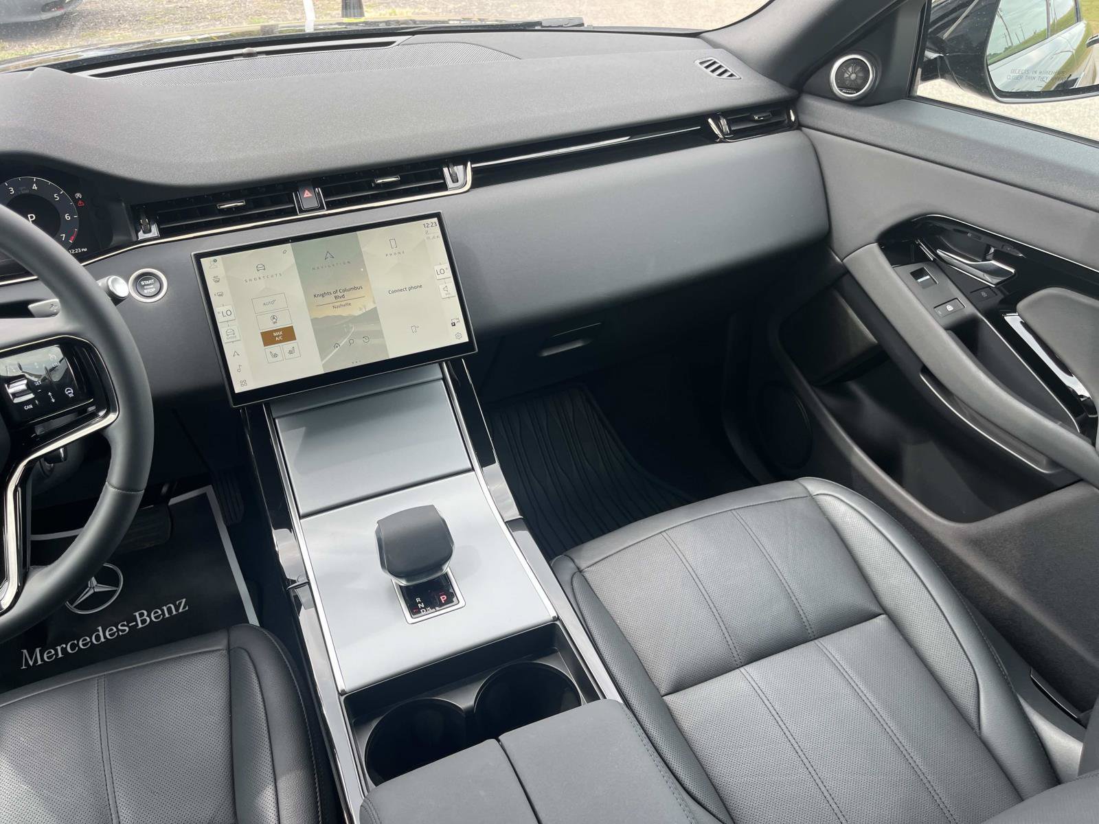 Used 2024 Land Rover Range Rover Evoque S AWD/4WD image 15