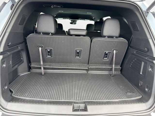 New 2026 Chevrolet Traverse LT w/ Midnight/Sport Edition AWD/4WD image 22