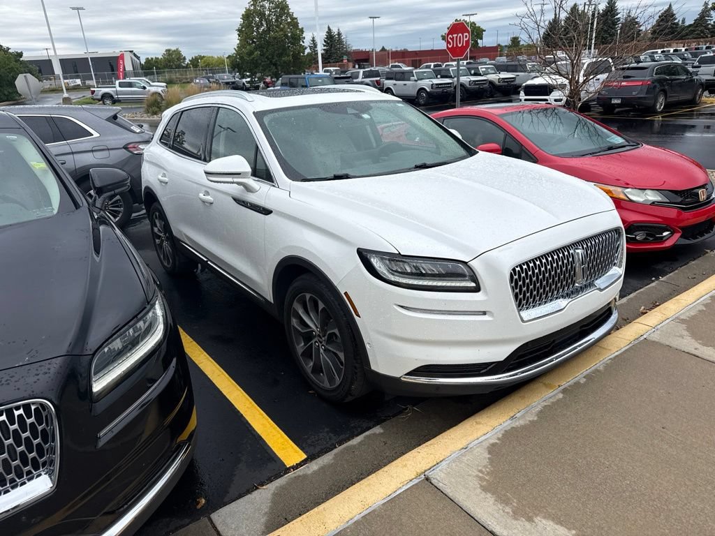 Used 2023 Lincoln Nautilus Reserve w/ Equipment Group 201A AWD/4WD image 1