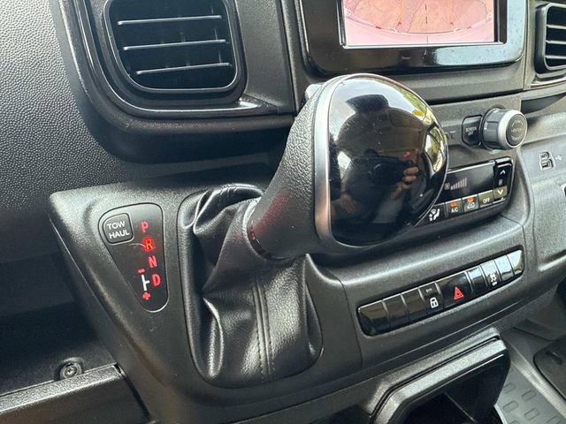 Used 2024 RAM ProMaster 2500 w/ Convenience Group image 29