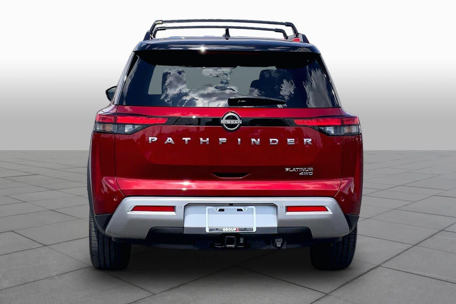Used 2023 Nissan Pathfinder Platinum w/ Cargo Package AWD/4WD image 5
