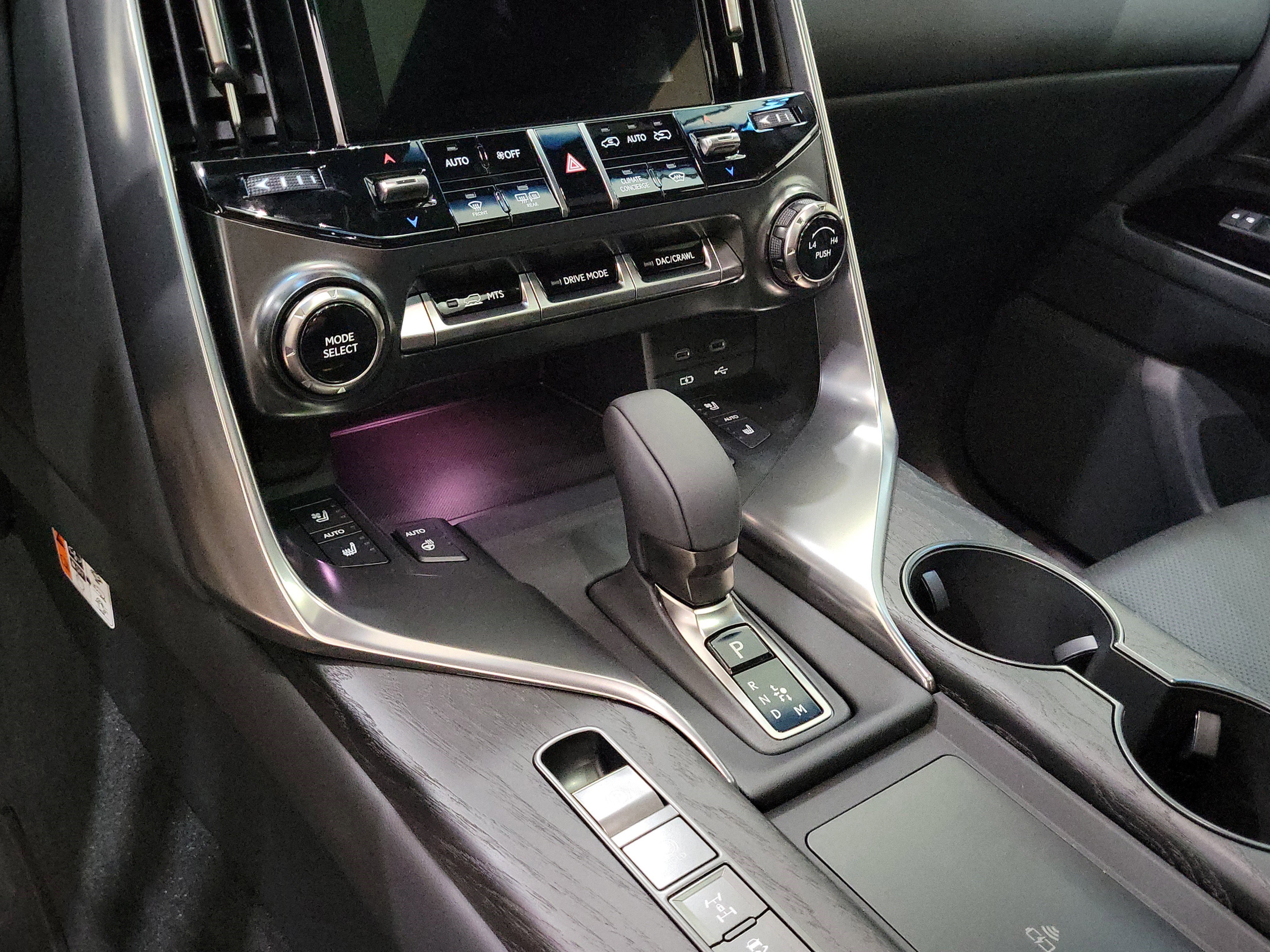 New 2026 Lexus LX 700h Overtrail AWD/4WD image 16