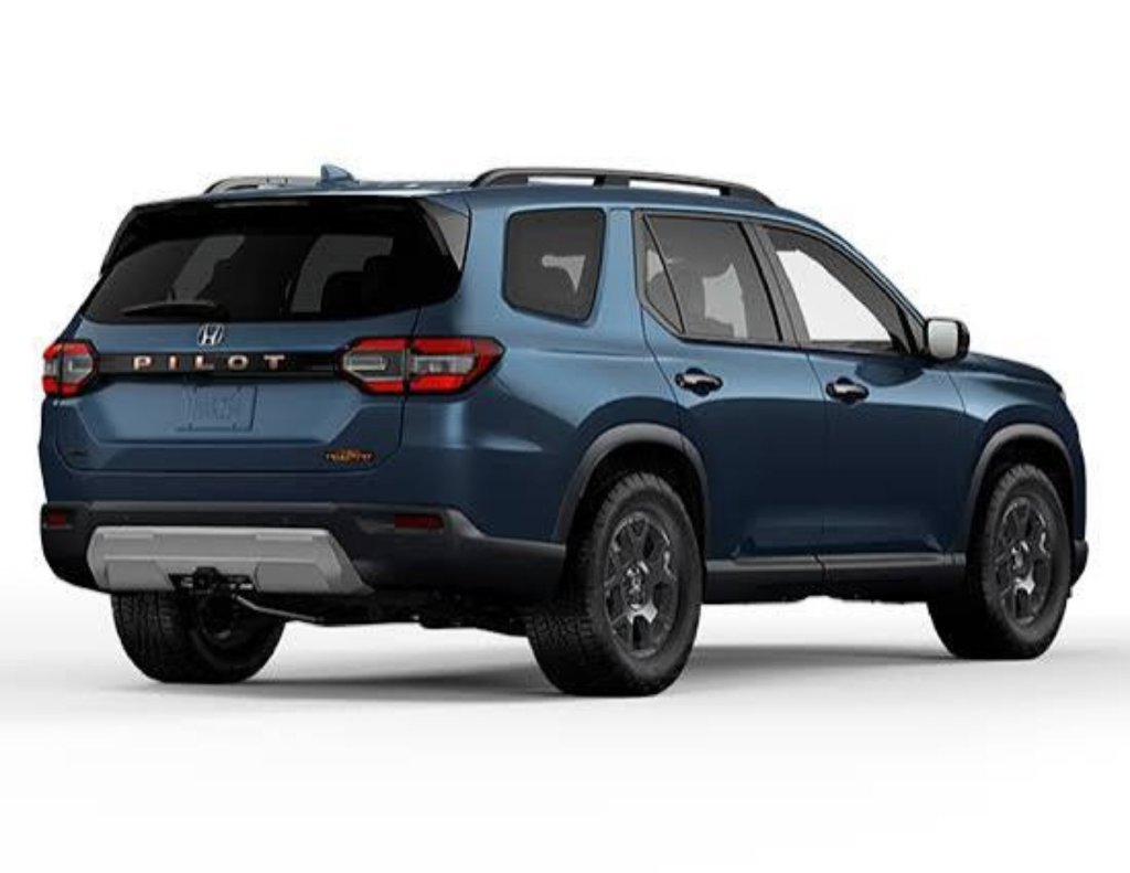 New 2026 Honda Pilot TrailSport image 4