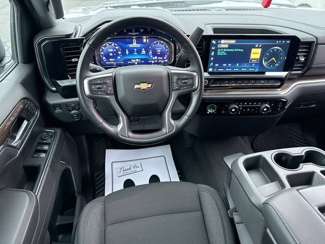 Used 2023 Chevrolet Silverado 1500 LT AWD/4WD image 14