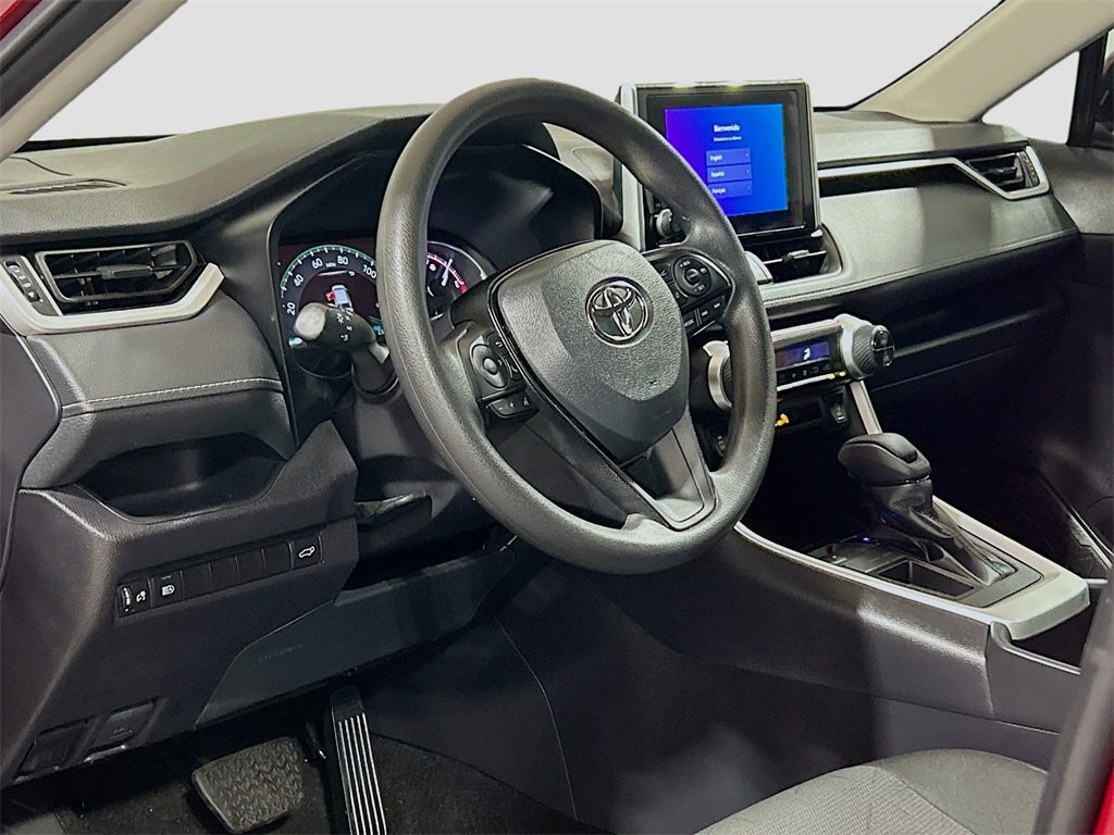 Used 2024 Toyota RAV4 XLE image 7