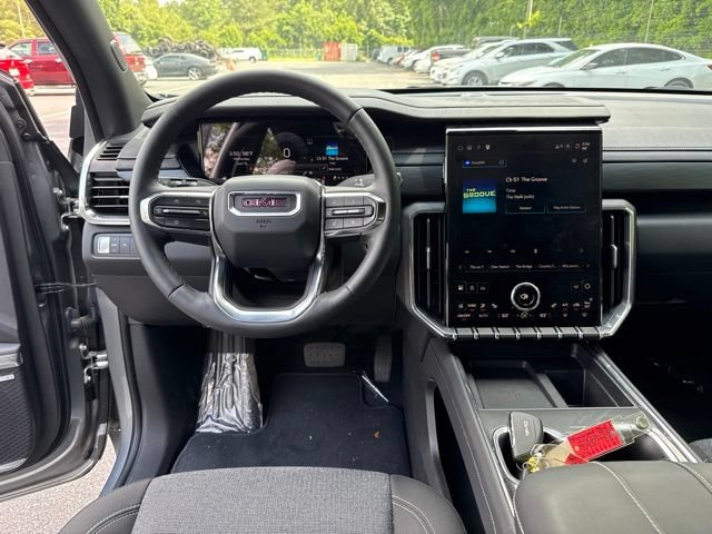 Used 2025 GMC Acadia Elevation FWD image 15